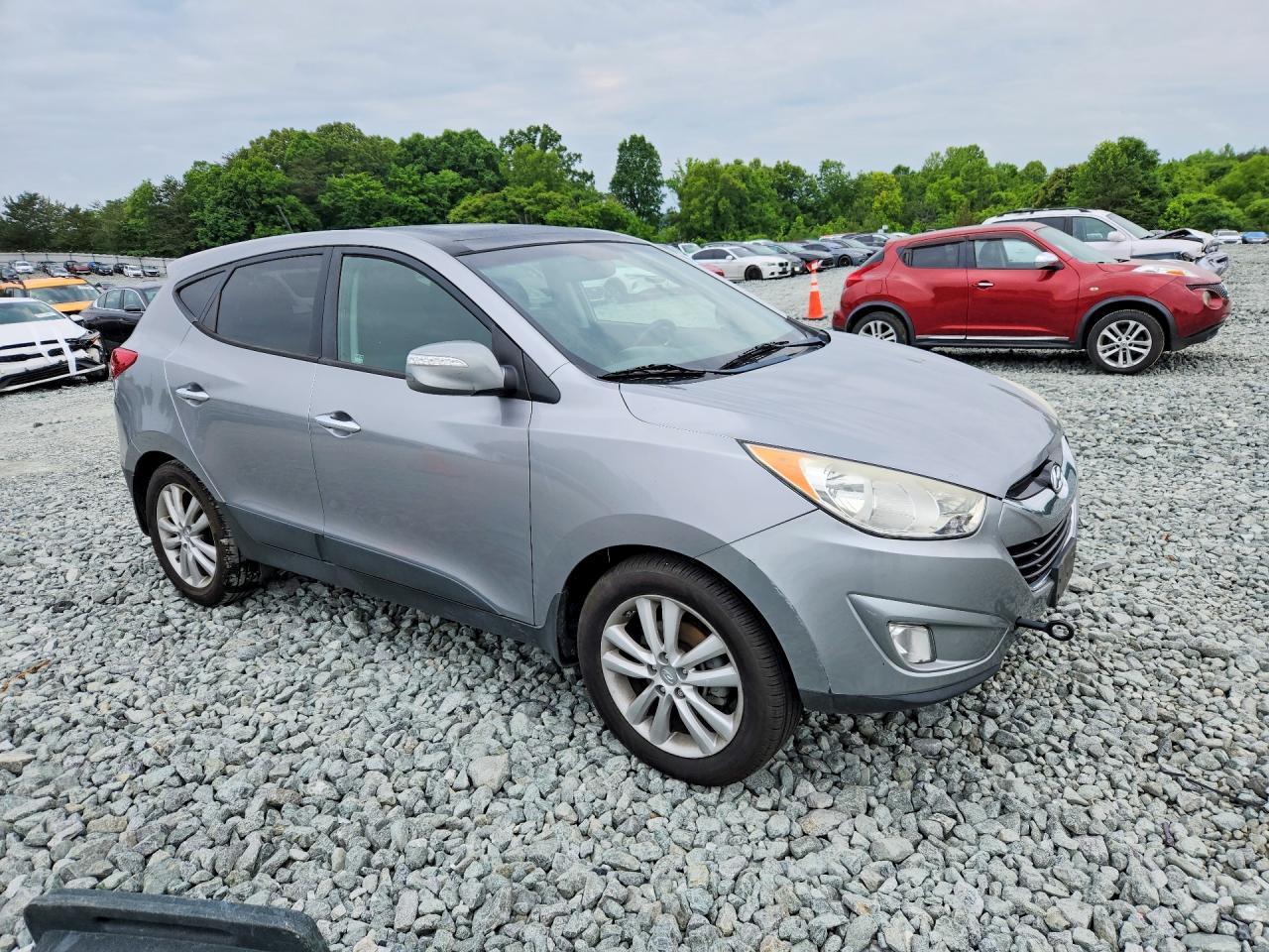 2012 Hyundai Tucson Limited - Image 4