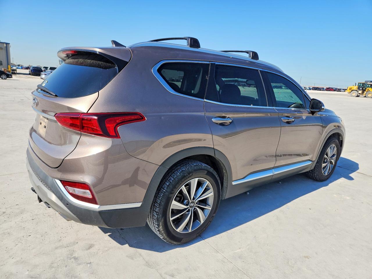 2020 Hyundai Santa Fe Sel - Image 3