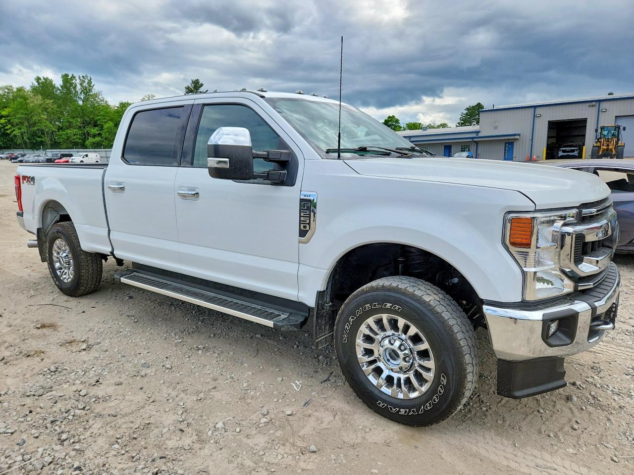 2022 Ford F250 Super Duty - Фото 4