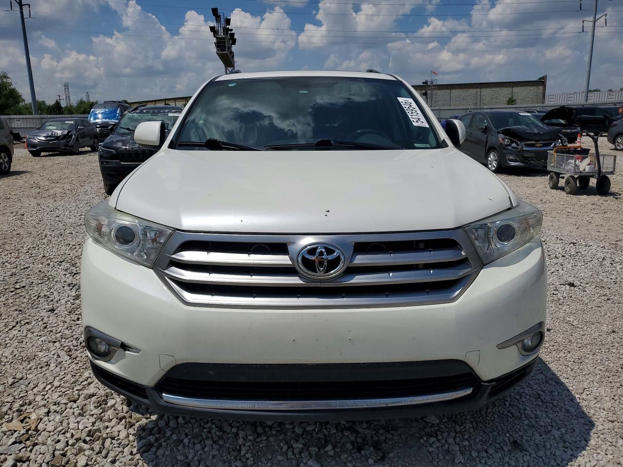 2013 Toyota Highlander Se - Фото 5