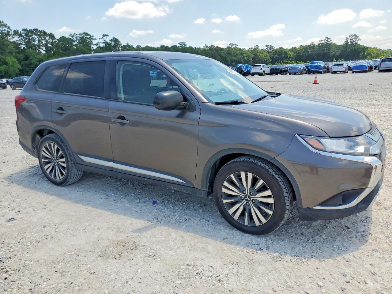 2019 Mitsubishi Outlander Es - Фото 4