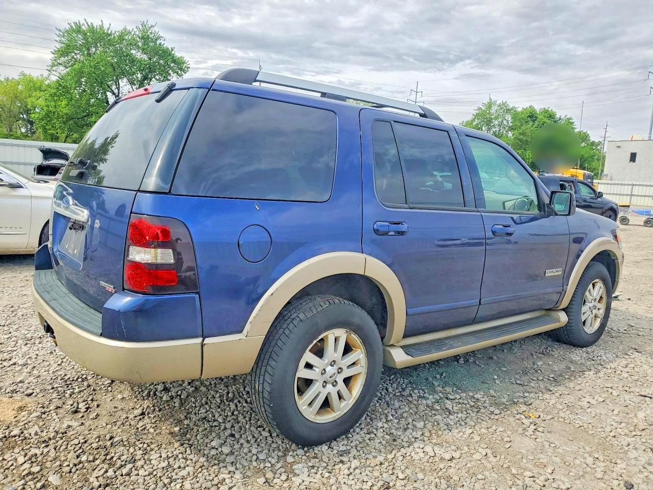 2007 Ford Explorer - Image 3