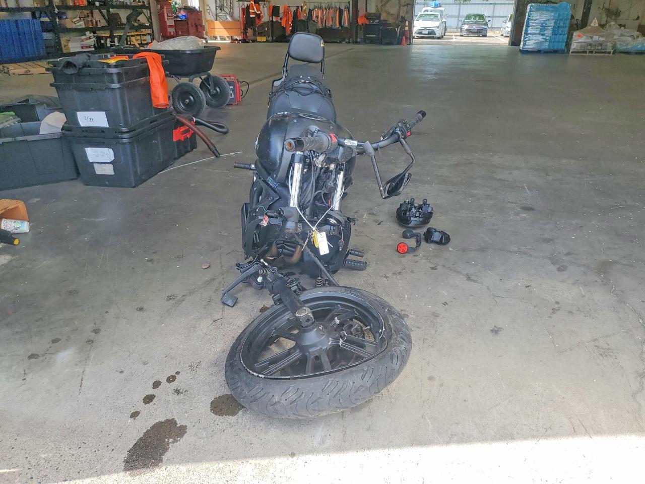 2023 Kawasaki En650 C - Image 2