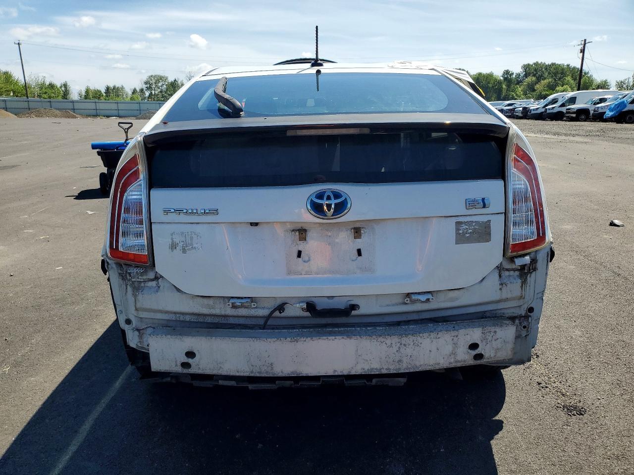 2013 Toyota Prius Three - Фото 6