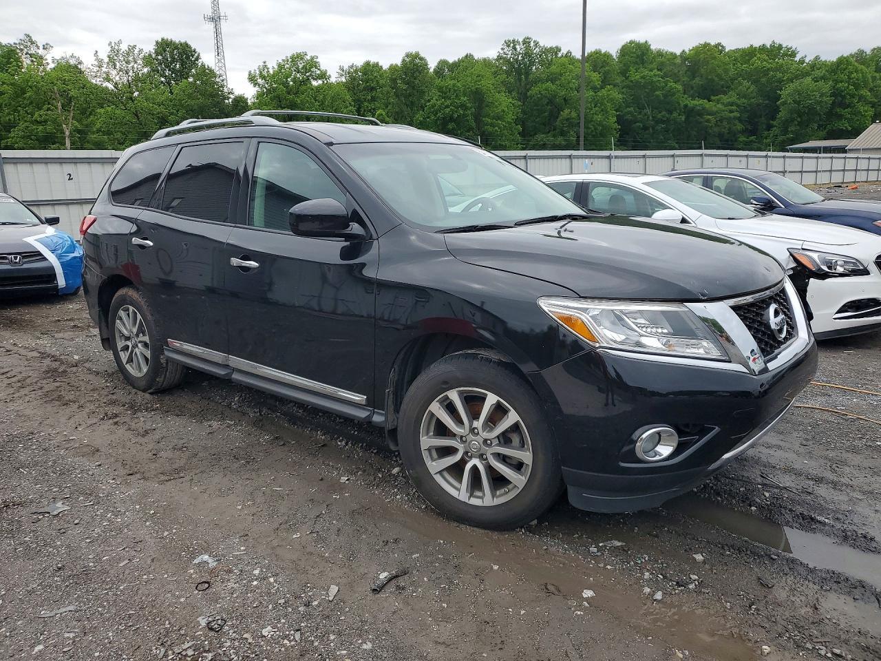 2013 Nissan Pathfinder S - Image 4