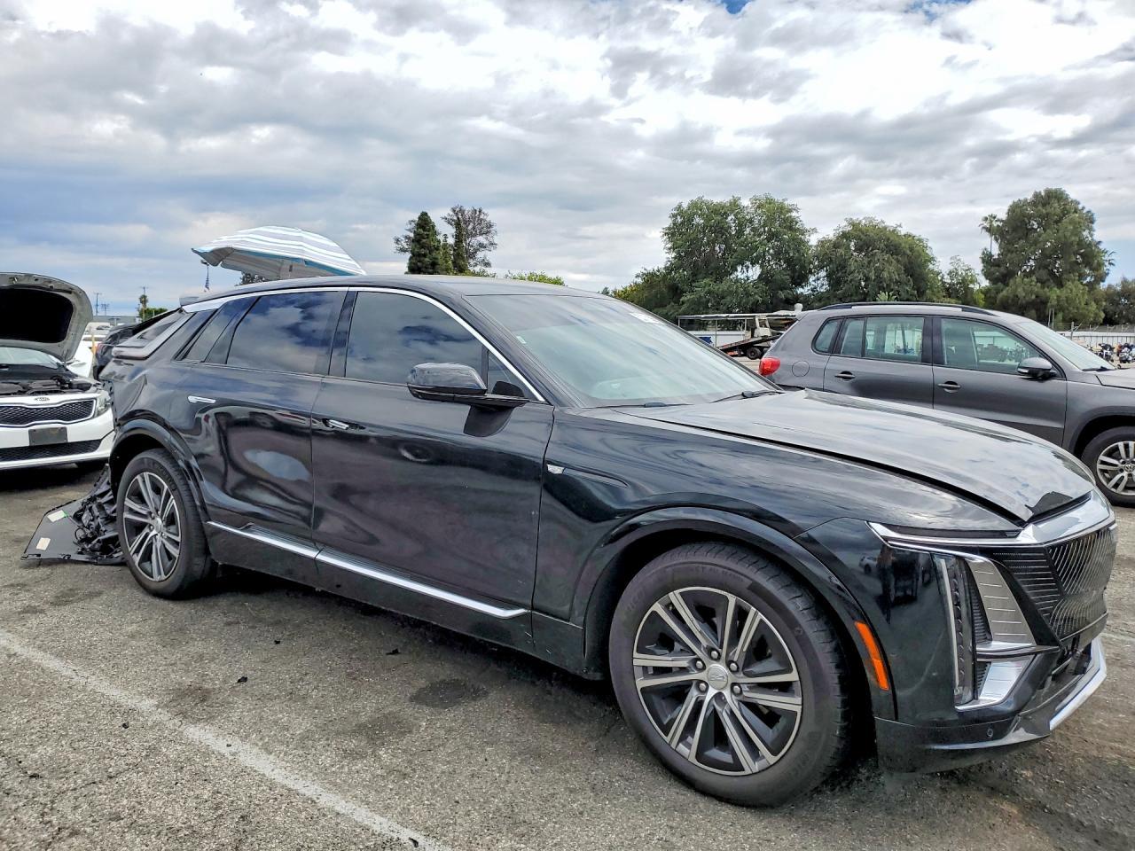 2024 Cadillac Lyriq Luxury - Image 4