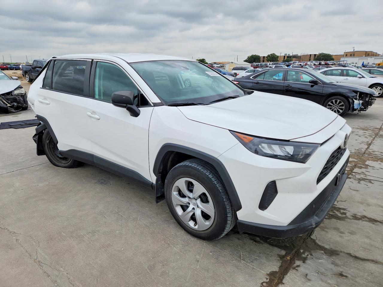 2022 Toyota Rav4 Le - Фото 4