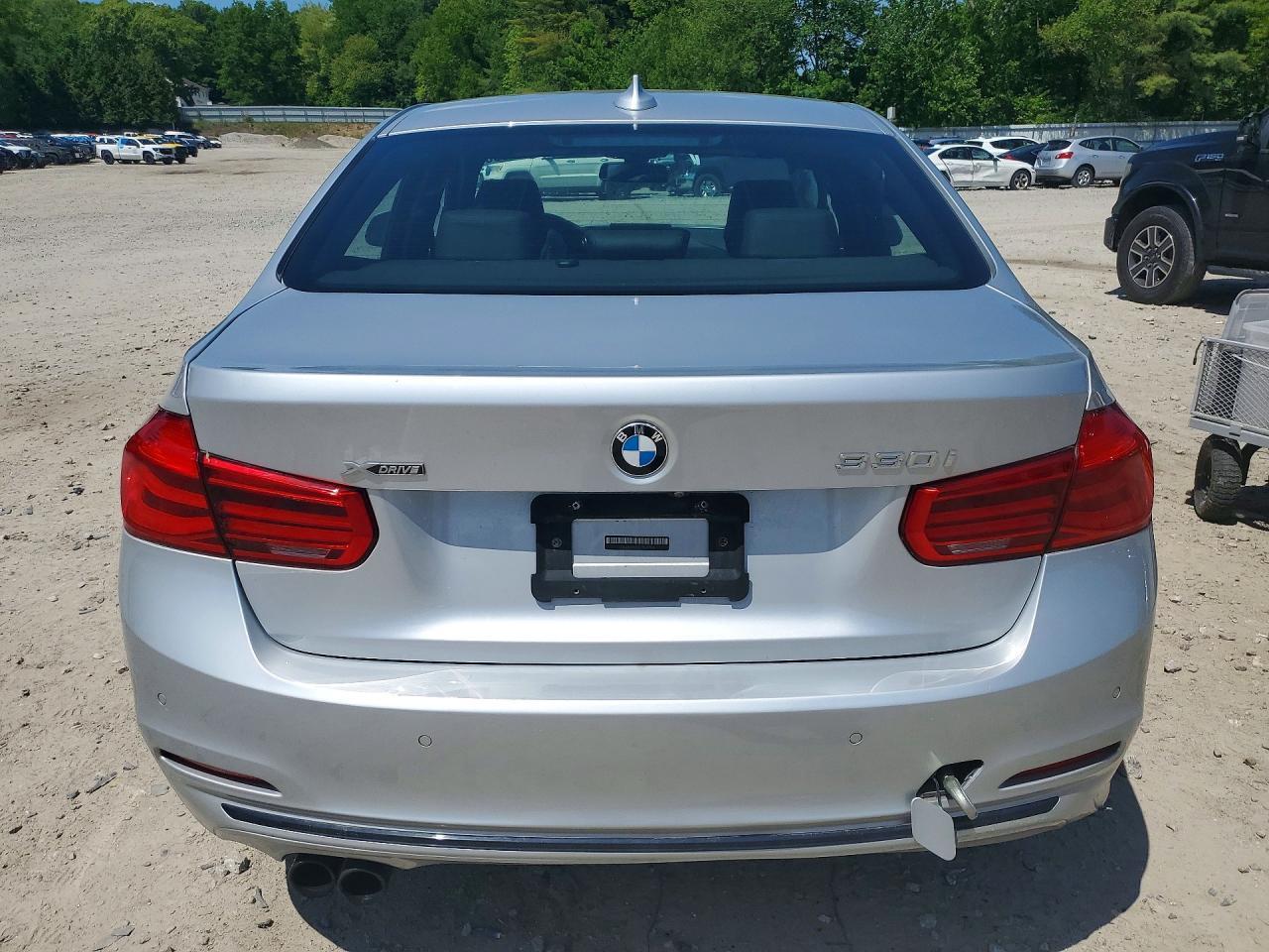 2018 BMW 330 Xi - Фото 6