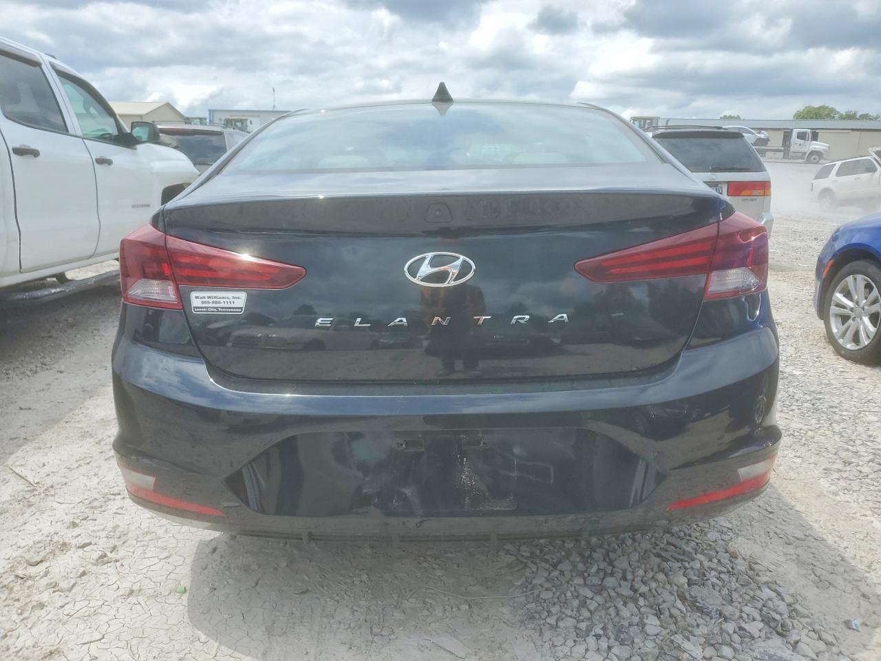 2020 Hyundai Elantra Sel - Фото 6