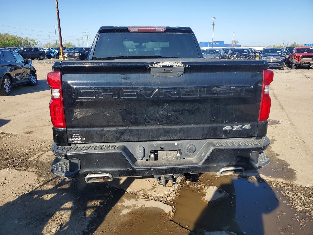 2020 Chevrolet Silverado K1500 Custom - Фото 6