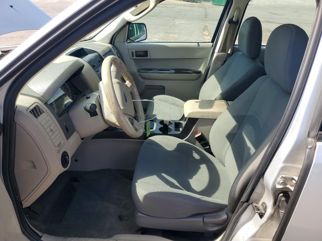 2009 Ford Escape Xls - Фото 7