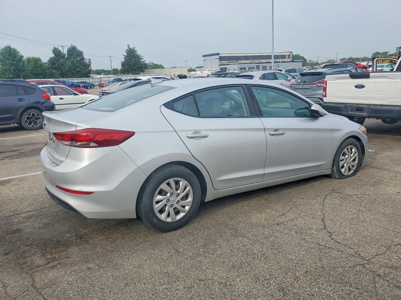 2017 Hyundai Elantra Se - Фото 3