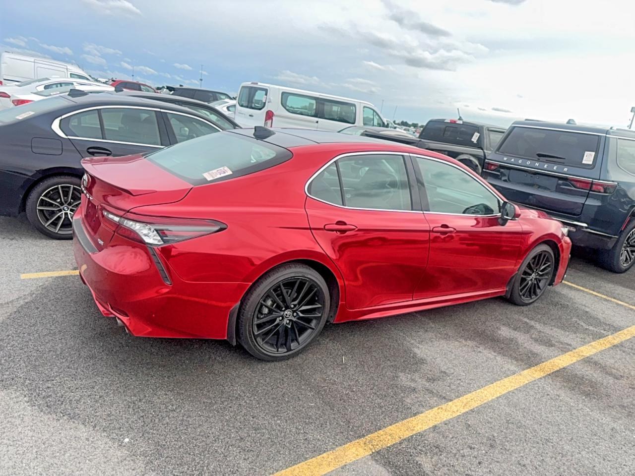 2023 Toyota Camry Xse V6 - Image 4