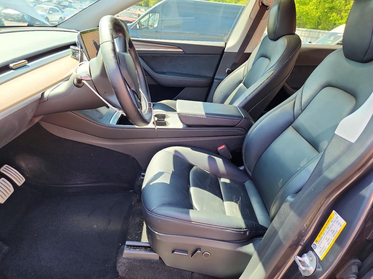 2023 Tesla Model Y - Image 7