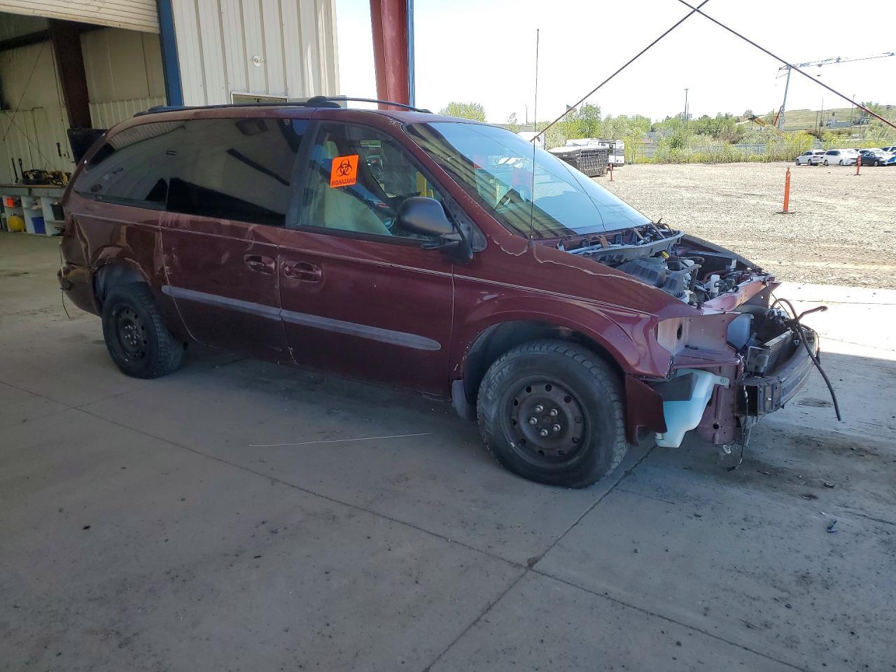 2002 Dodge Grand Caravan Sport - Image 4