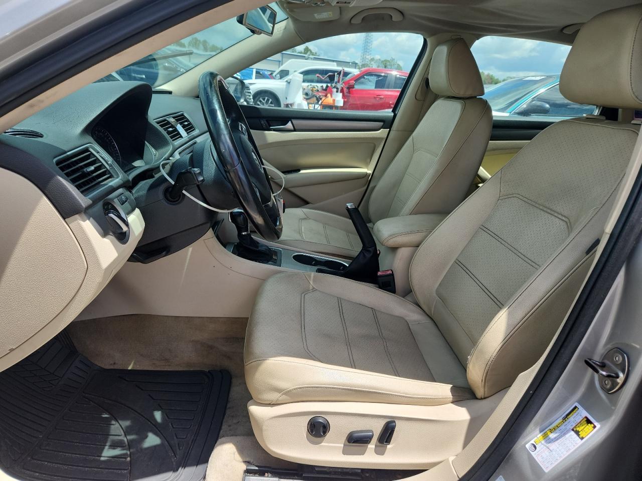 2014 Volkswagen Passat Se - Фото 7