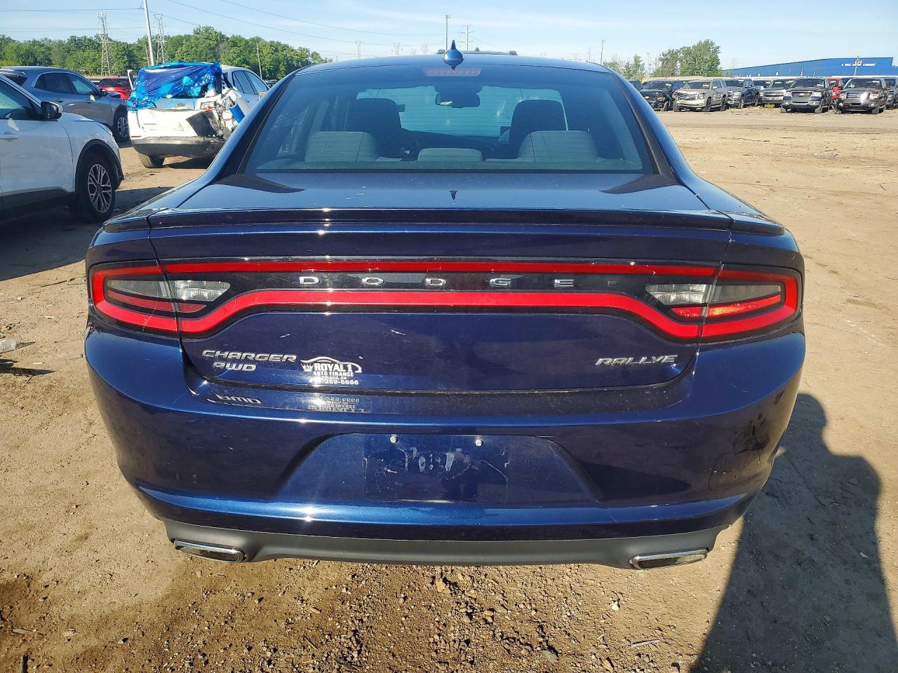 2015 Dodge Charger Sxt - Фото 6