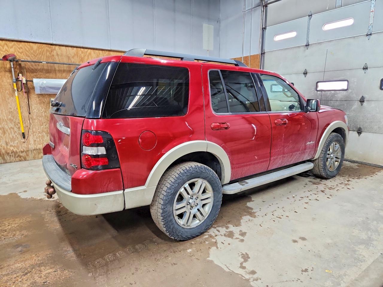 2010 Ford Explorer Eddie Bauer - Image 3