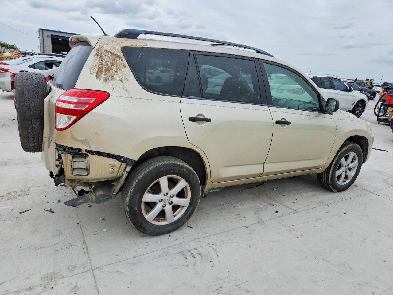 2009 Toyota Rav4 Base - Image 3