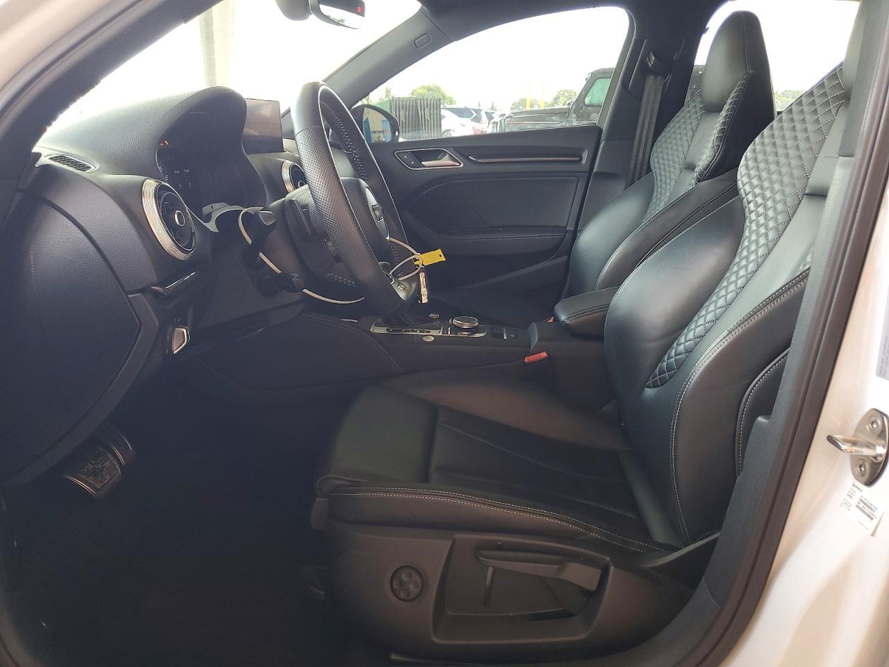 2020 Audi S3 Premium Plus - Фото 7