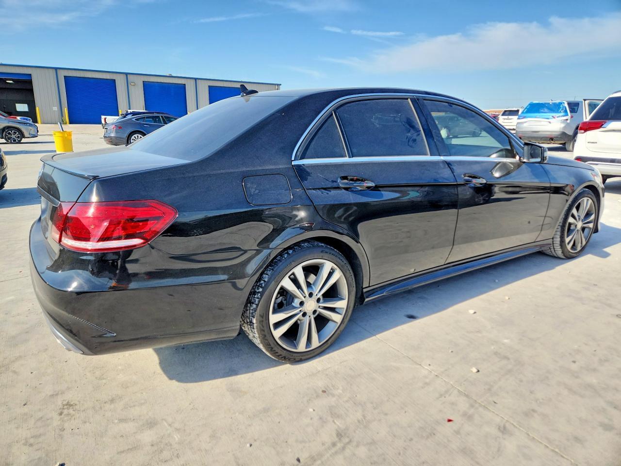 2016 Mercedes-Benz E 350 - Фото 3