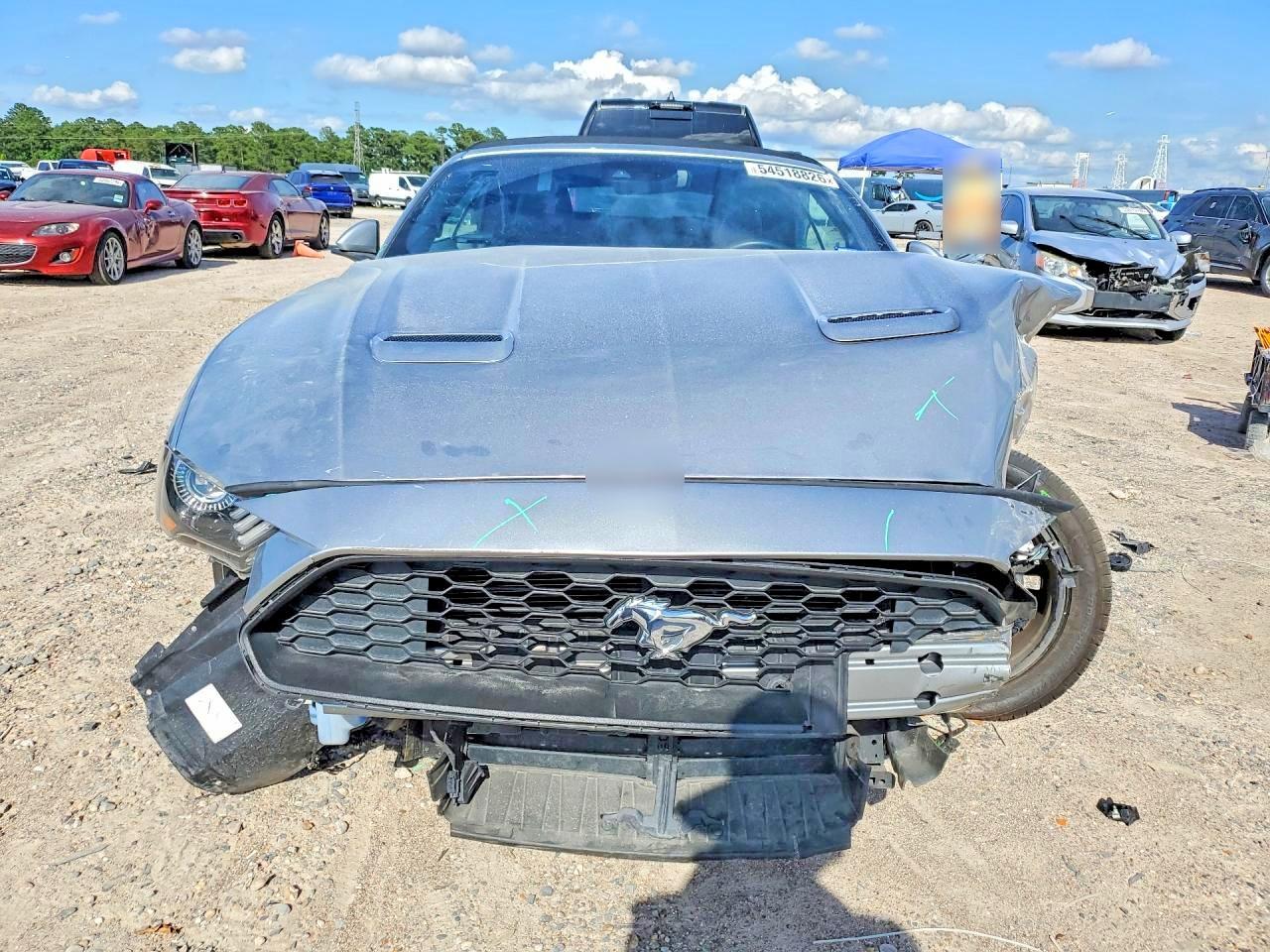 2022 Ford Mustang - Image 5