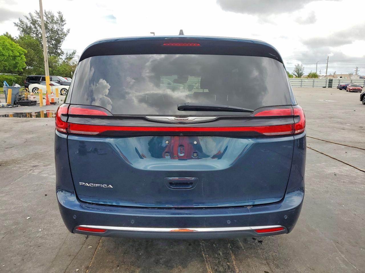 2023 Chrysler Pacifica Touring L - Фото 6