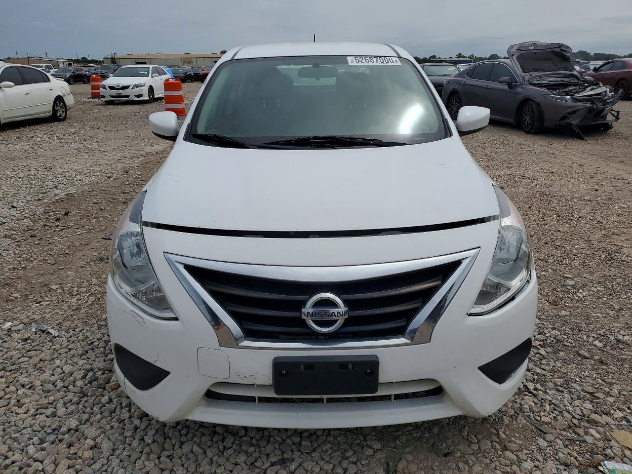 2019 Nissan Versa Sv - Image 5