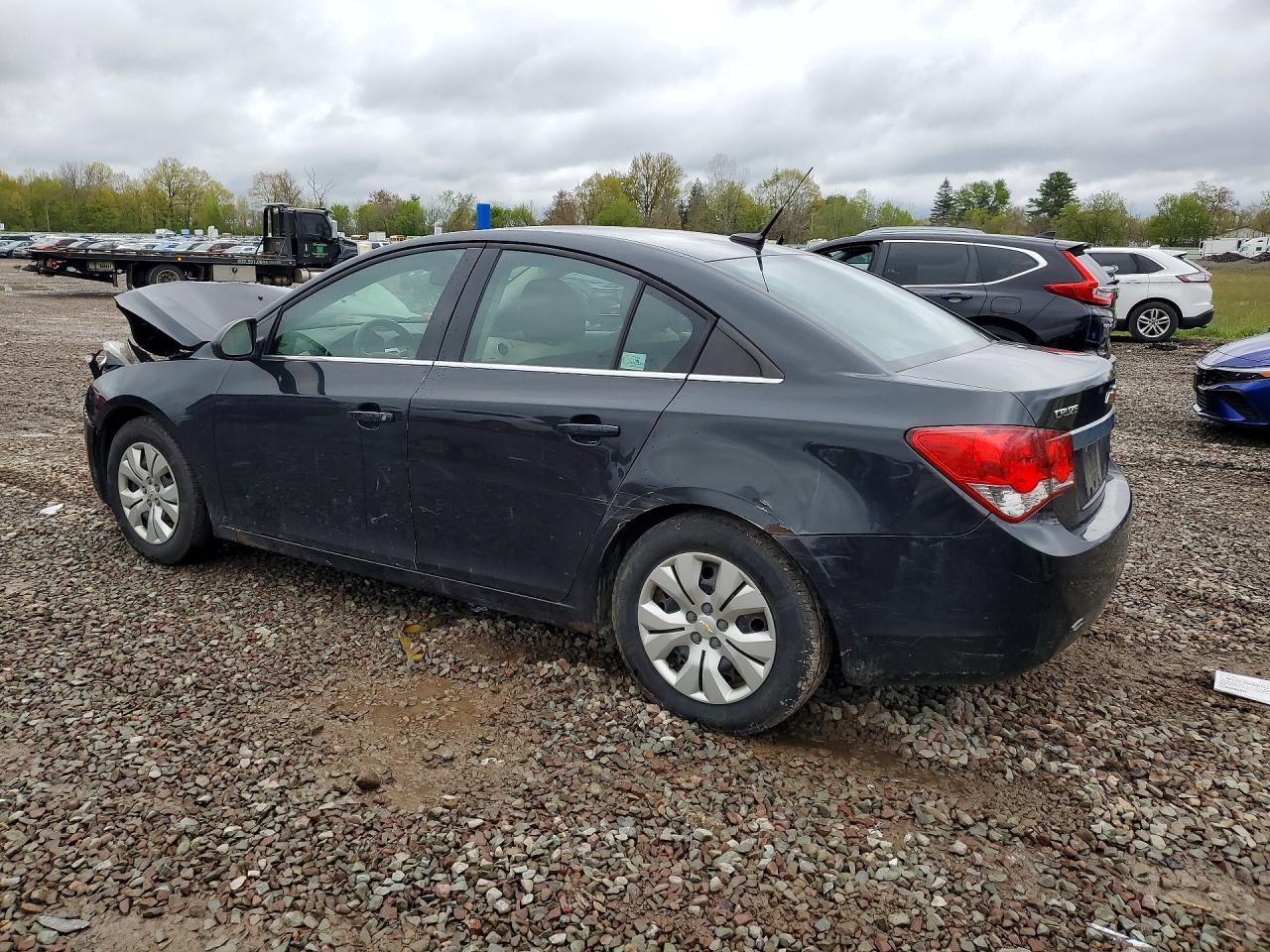 2012 Chevrolet Cruze Ls - Фото 2