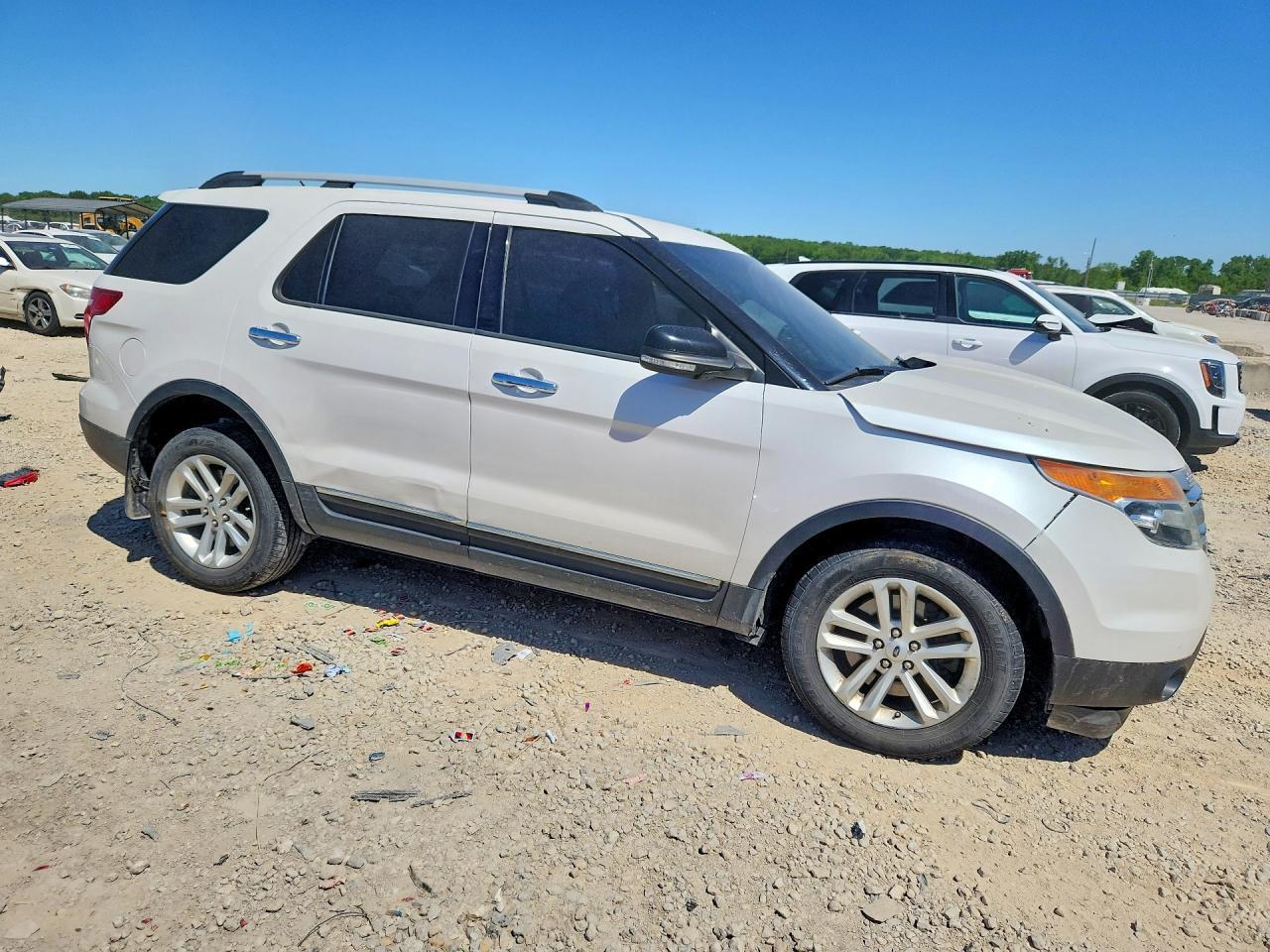 2015 Ford Explorer Xlt - Фото 4