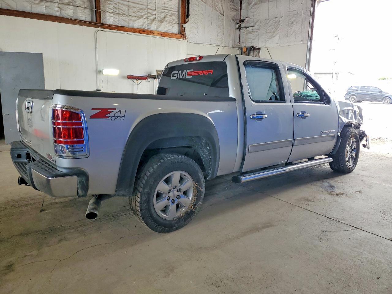 2011 GMC Sierra - Фото 3