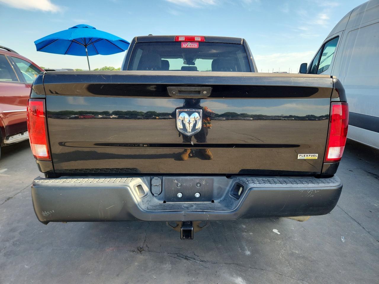 2017 Ram 1500 St - Image 6