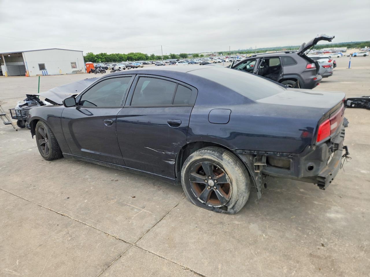 2012 Dodge Charger Se - Image 2