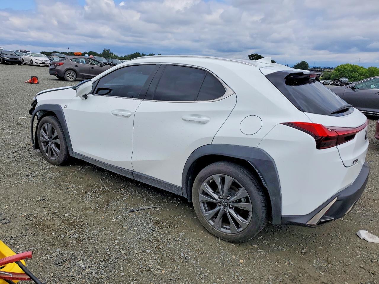 2019 Lexus Ux 200 - Фото 2