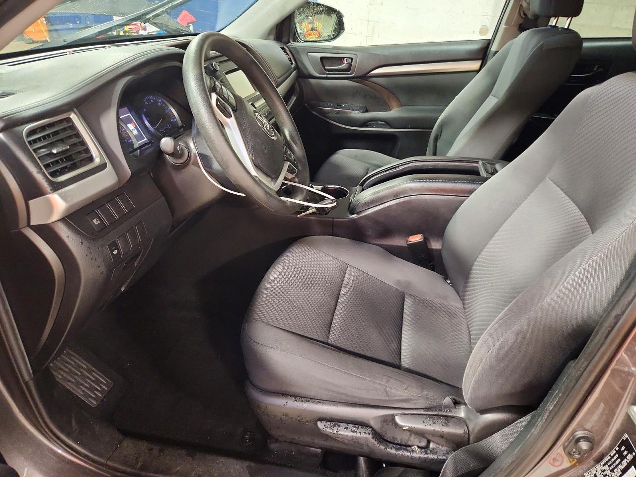 2019 Toyota Highlander Le - Image 7