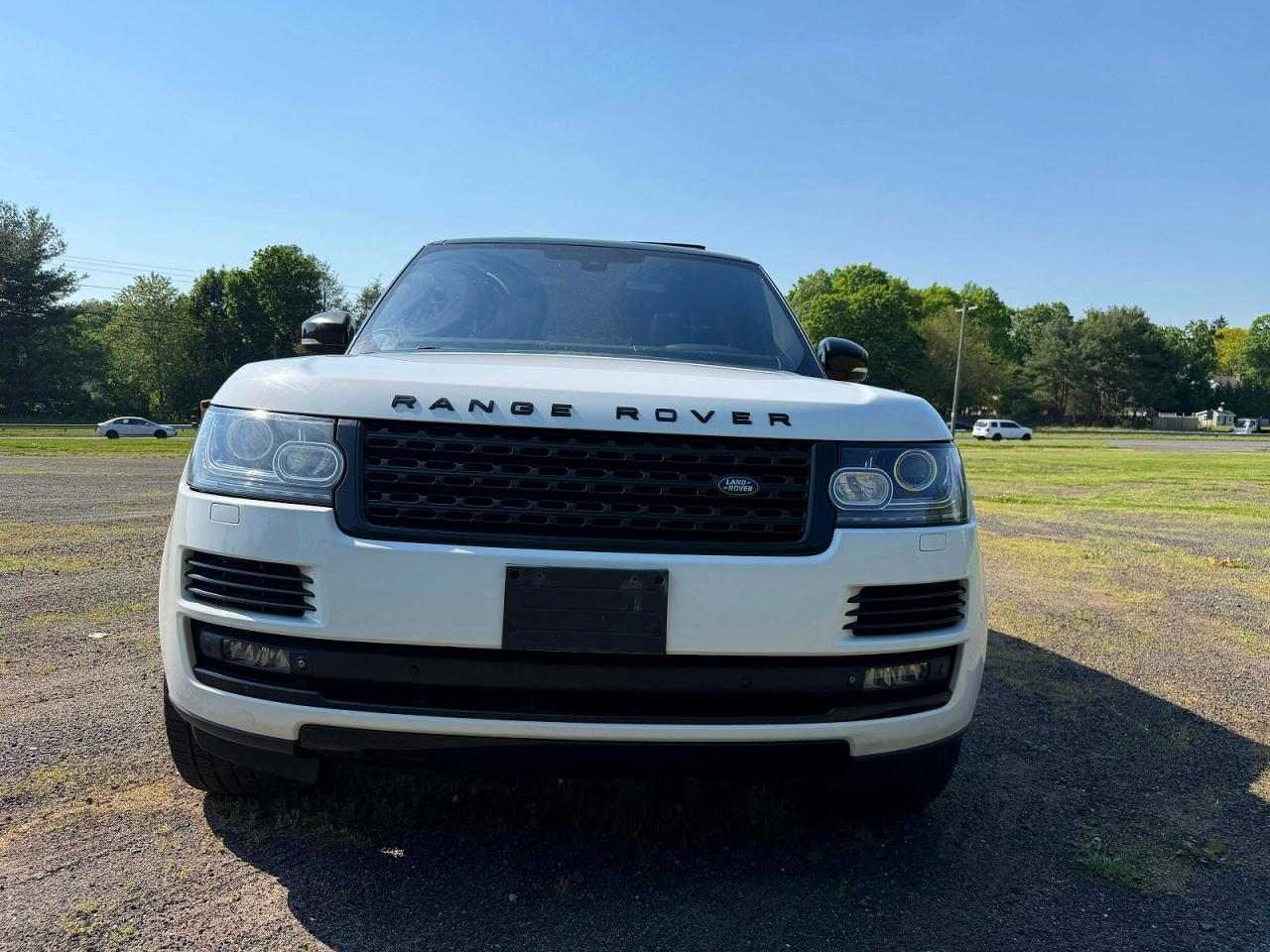 2015 Land Rover Range Rover Supercharged - Image 5