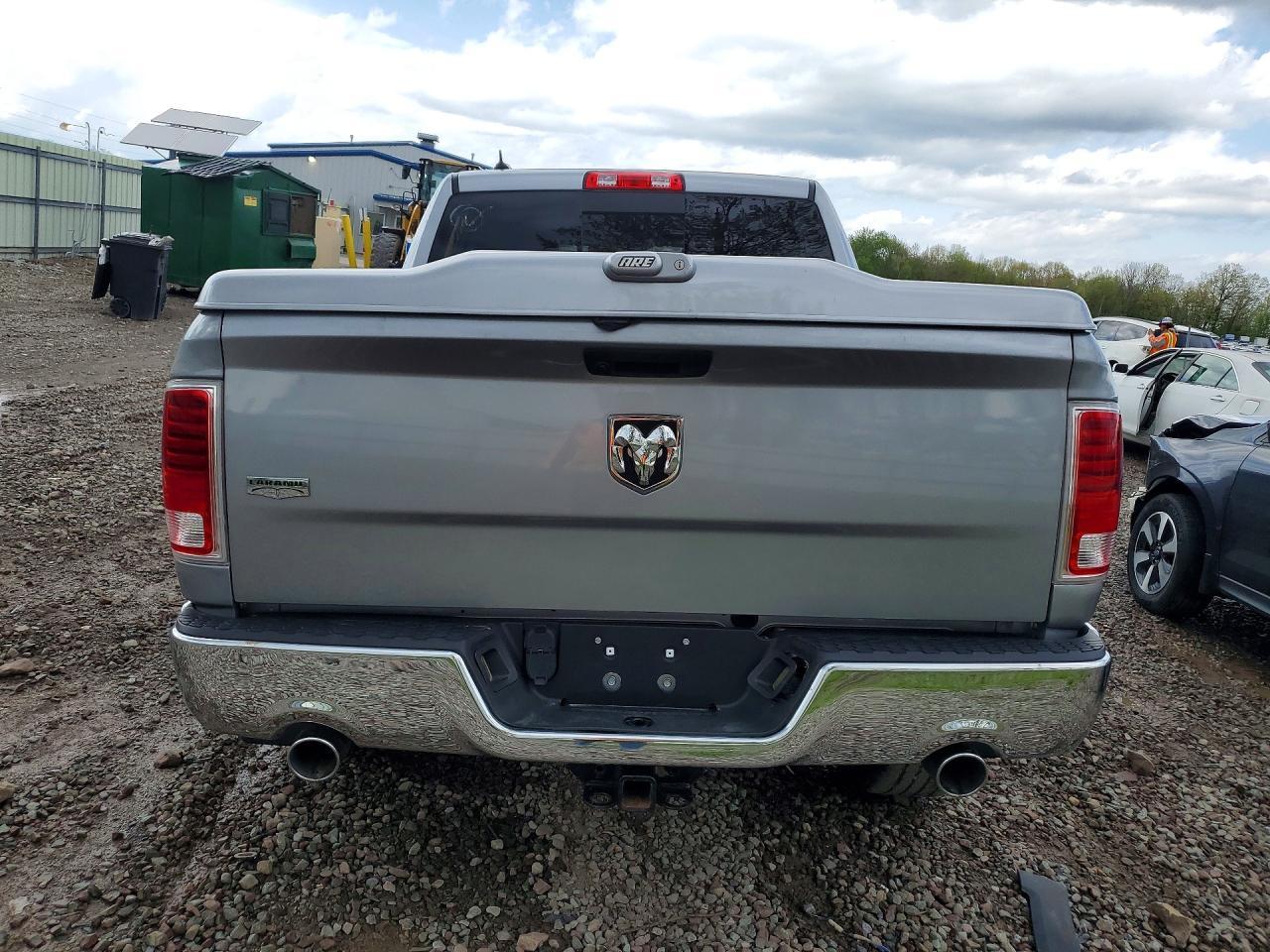 2019 Ram 1500 Classic Laramie - Фото 6