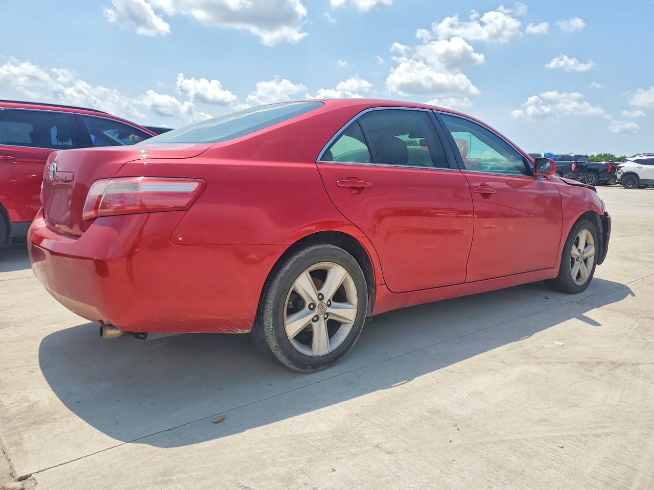 2007 Toyota Camry Le - Image 3