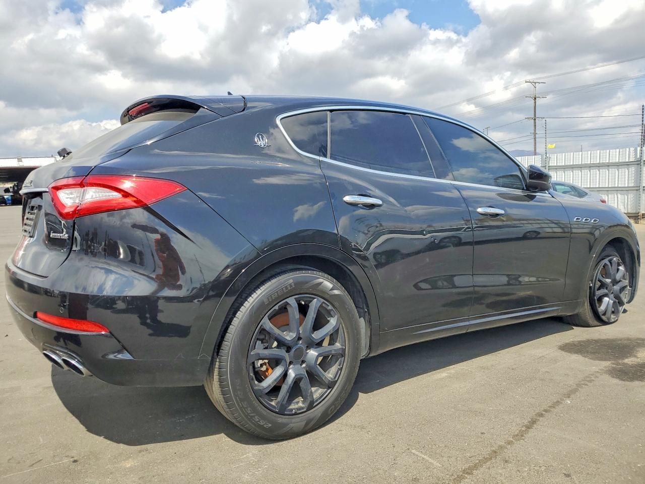 2019 Maserati Levante - Фото 3