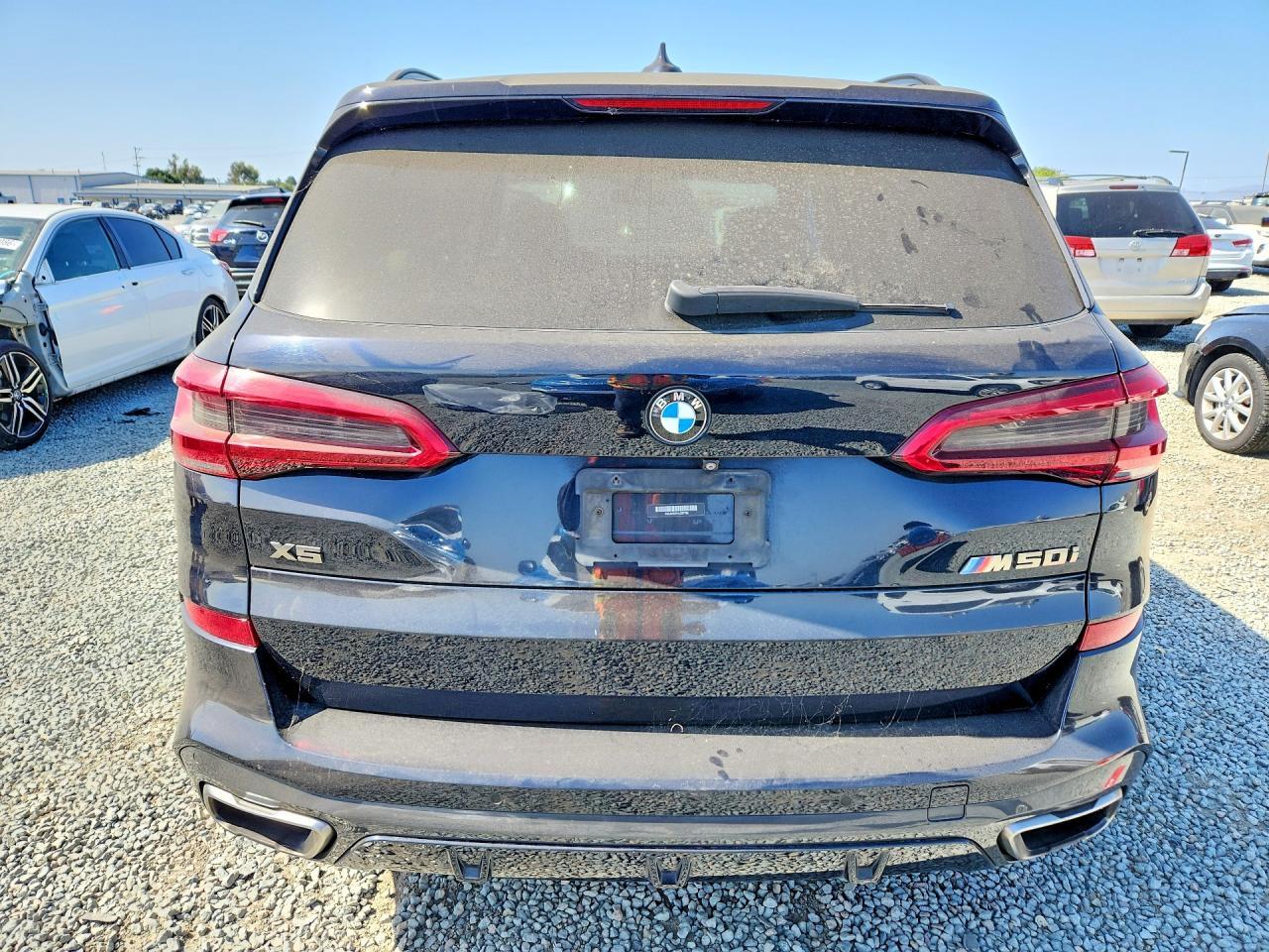 2020 BMW X5 M50I - Фото 6