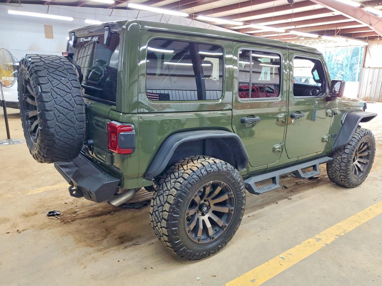 2020 Jeep Wrangler Unlimited Sahara - Фото 3