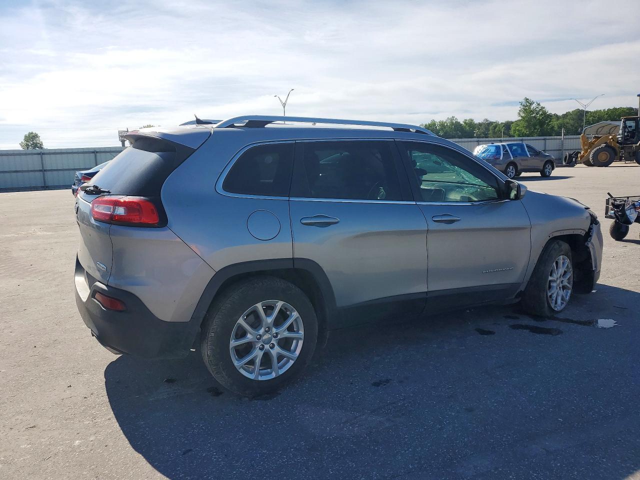 2015 Jeep Cherokee Latitude - Фото 3
