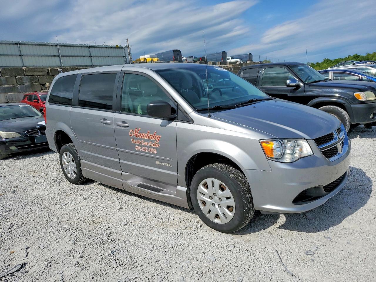 2016 Dodge Grand Caravan Se - Image 4