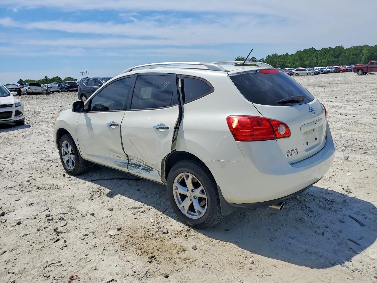 2010 Nissan Rogue Sl - Image 2