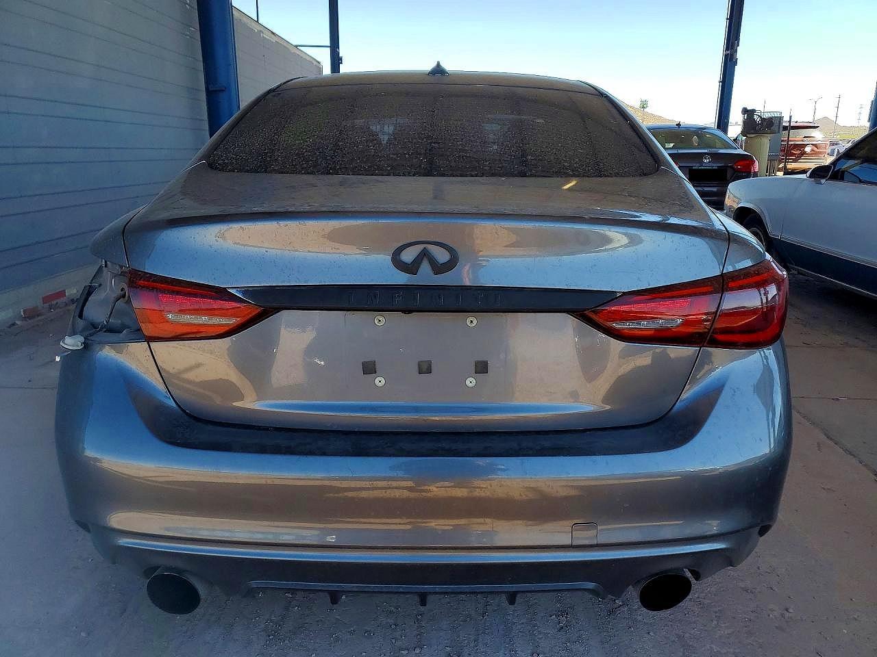 2018 Infiniti Q50 3.0T Luxe - Фото 6