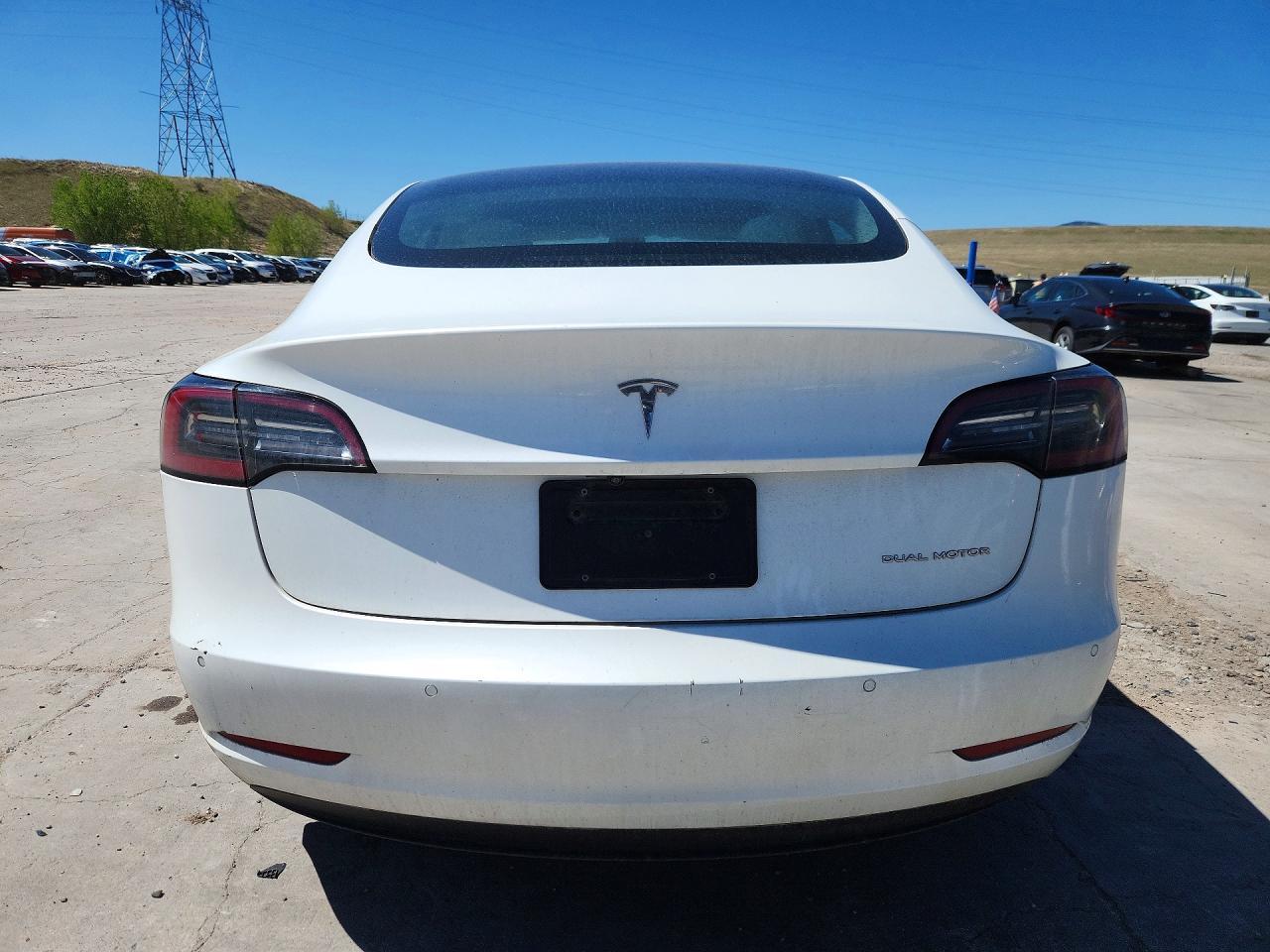 2021 Tesla Model 3 - Фото 6