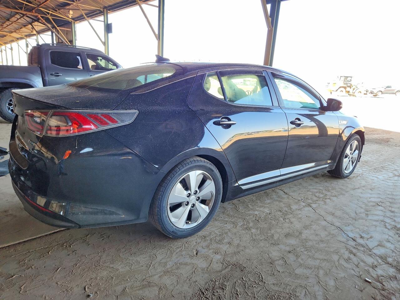 2015 Kia Optima Hybrid - Фото 3