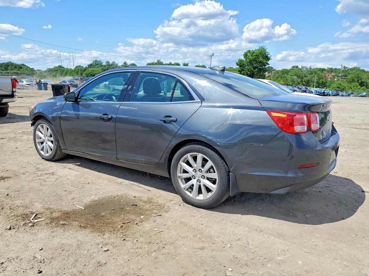 2015 Chevrolet Malibu 2Lt - Фото 2