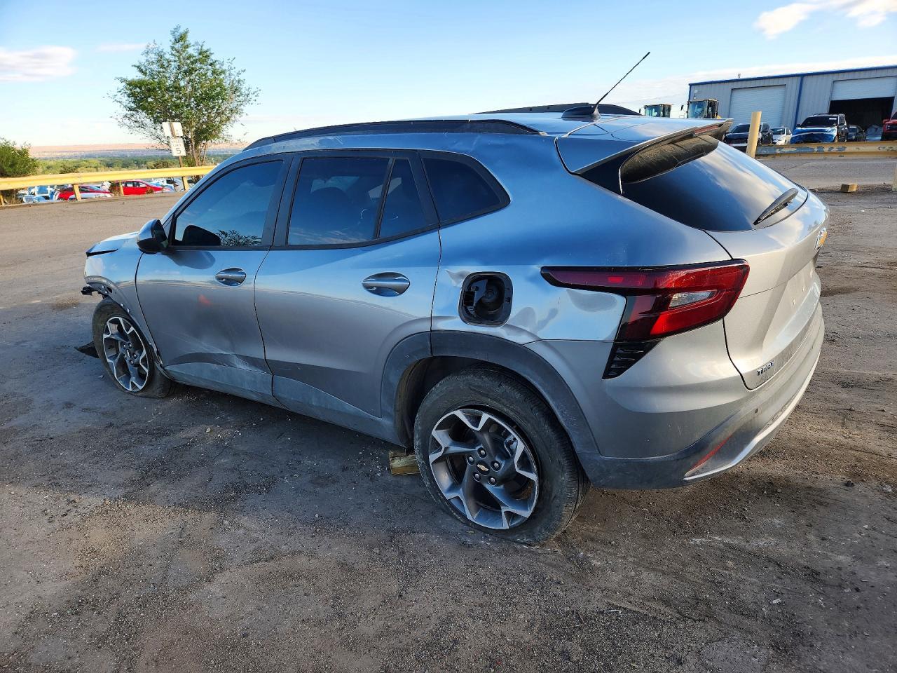 2026 Chevrolet Trax 1Lt - Фото 2