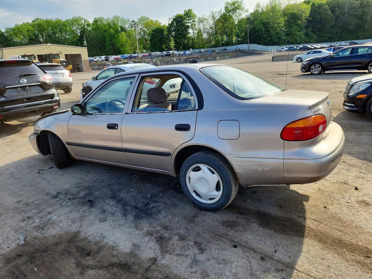 2000 Chevrolet Geo Prizm Base - Фото 2